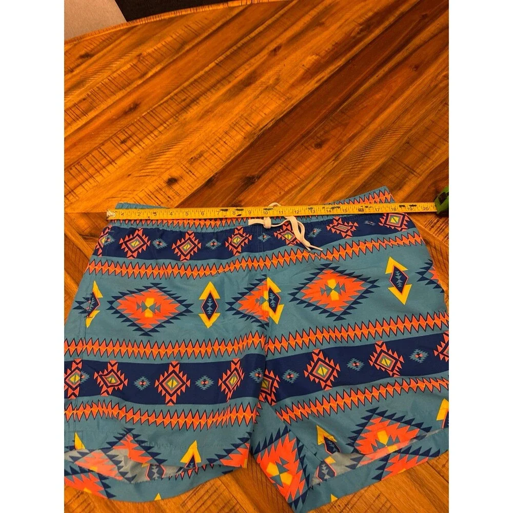 chubbies swim trunks